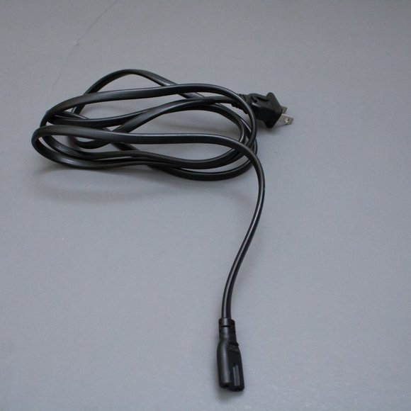 Playstation 4 Console (500GB) + Cables + Blue Controller + Portable Case - Picture 6 of 10